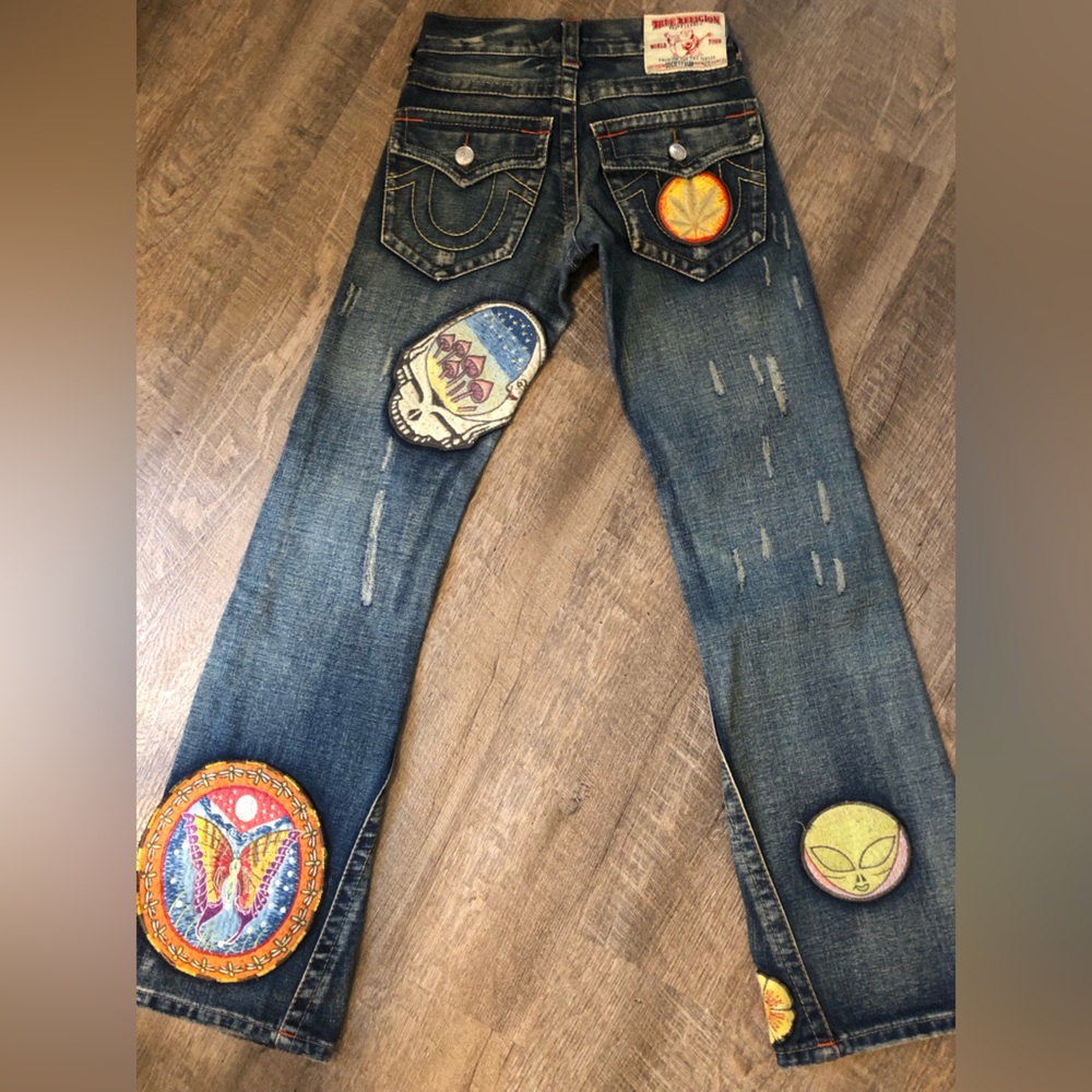 TRUE RELIGION JEANS - Picture 12 of 15
